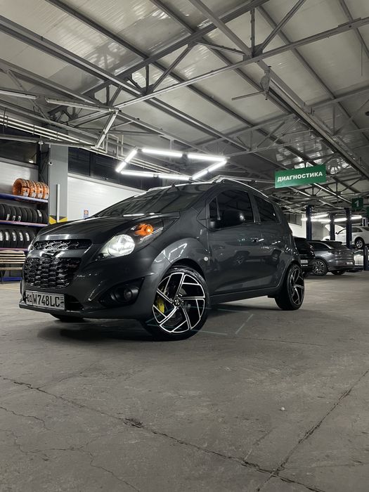 205/45/17 Bently diska balon sotiladi spark, nexia,1,2,3 , onixga tush