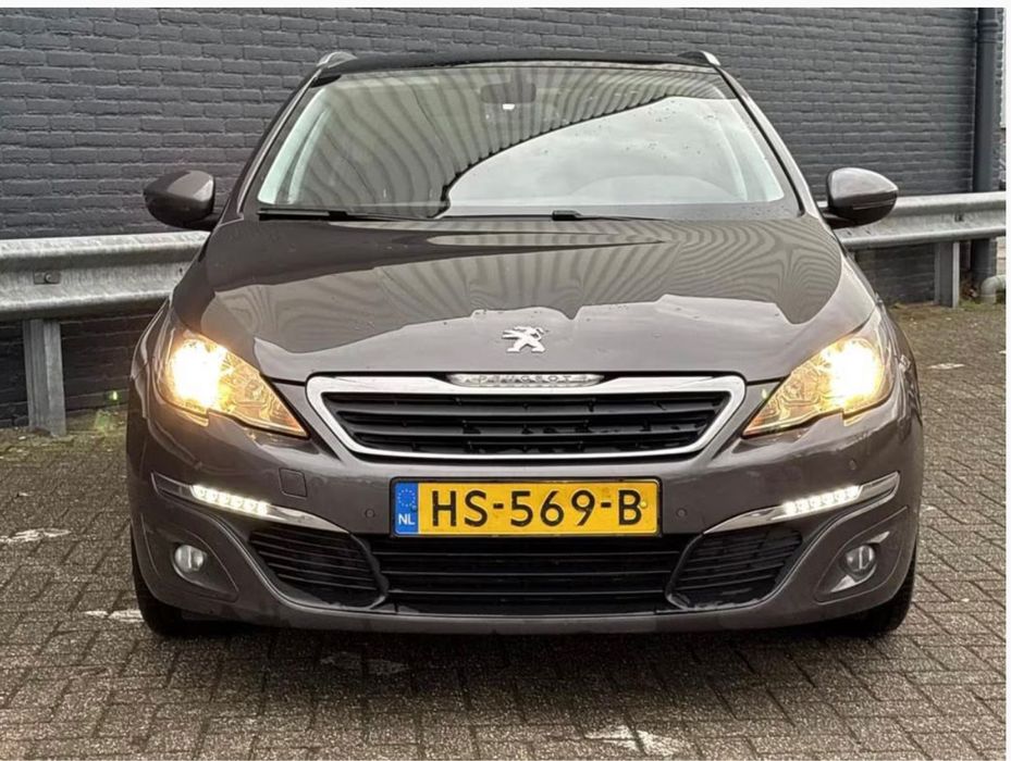 Peugeot 308 /2015 / Benzina / Panoramic /Euro 6