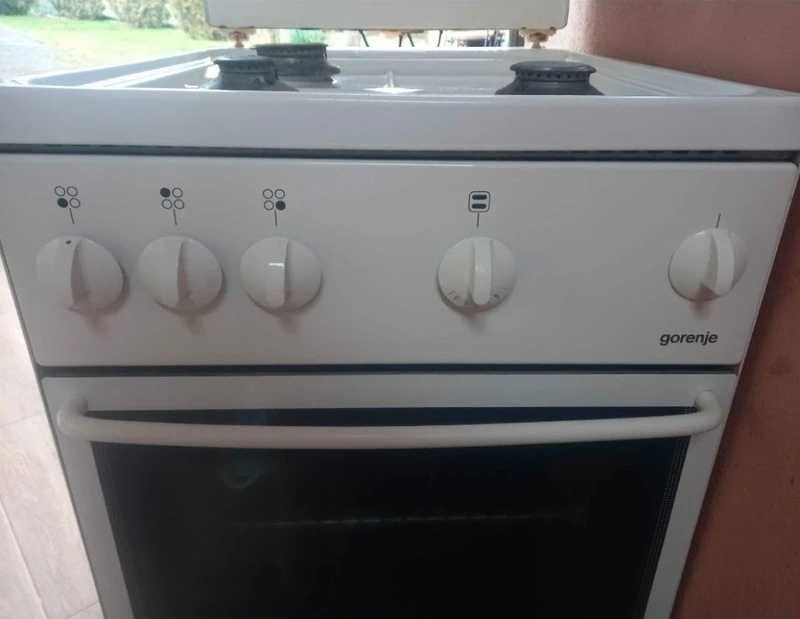 Aragaz cu 3 ochiuri Gorenje pe gaz