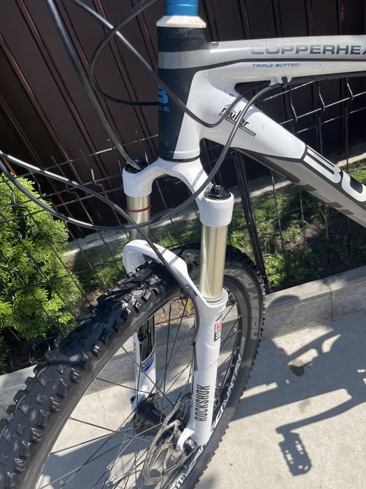 Bicicleta Bulls Copperhead 3 - furca pe aer, frane hidraulice