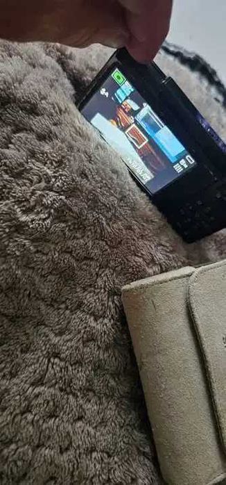 aparat foto Samsung I70 7.2MP Slider Digital Camera