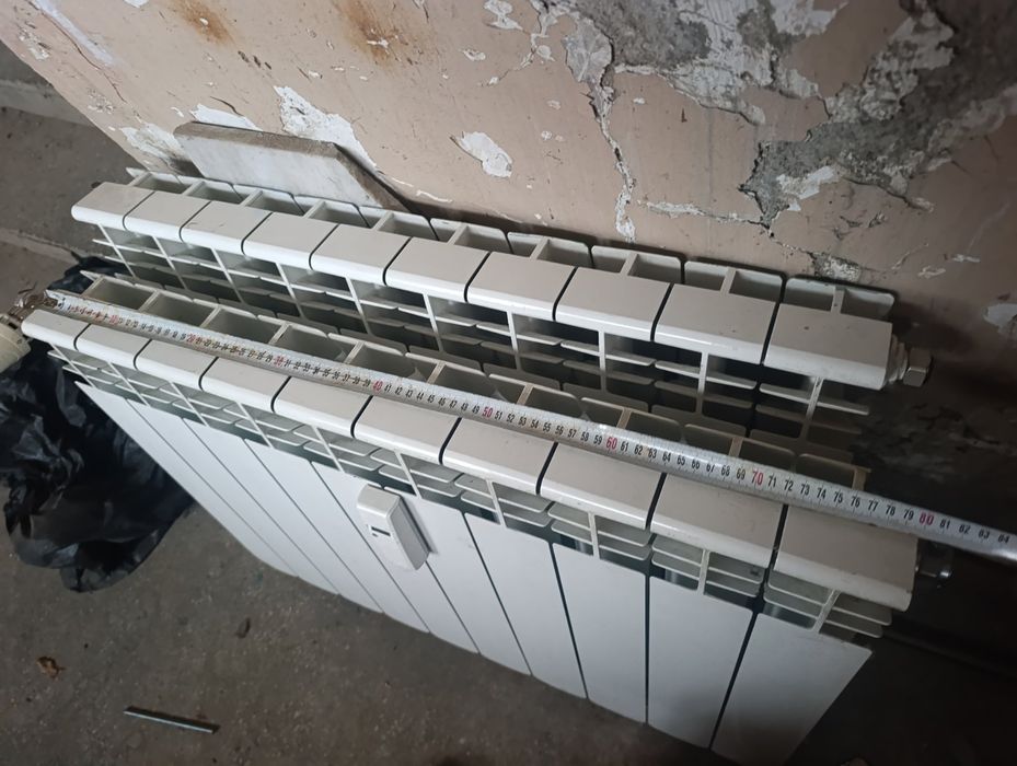 Продавам алуминиеви радиатори 2 бр.