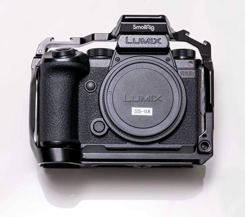 Panasonic Lumix S5II X  + Small Rig cage + 24mm + 35mm f1.8