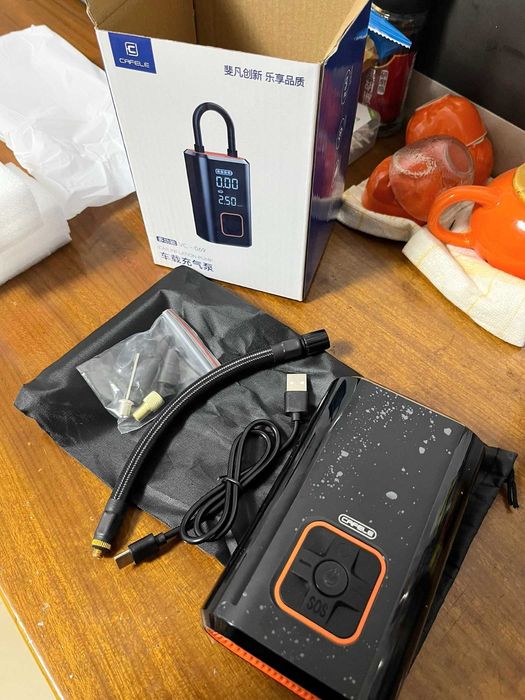 "CAFELE" VC-069 насос гибридная работа с аккумуляторам и через кабель.