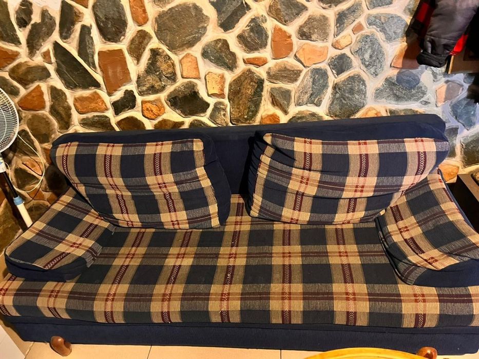 Диваны 4 штуки для дома