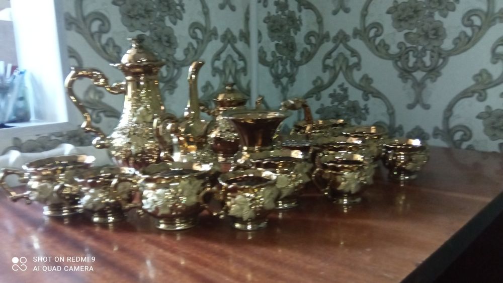 Продам чайный и кафейний сервис