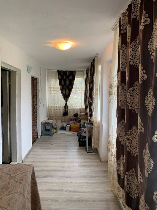 Casa+teren de vanzare