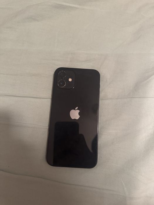 Iphone 12 със подарък калъф и fast charging зарядно