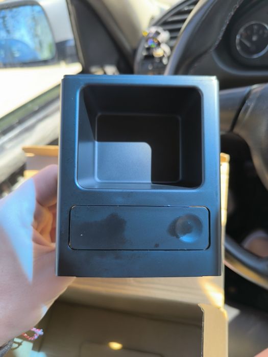 Къп холдър за BMW E46