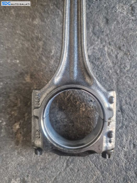 Piston Pistoane Complet cu Biela Volkswagen Jetta 2.0 FSI BVY BVX 2006 - 2011 Cod 06D107099 068H [N0761]