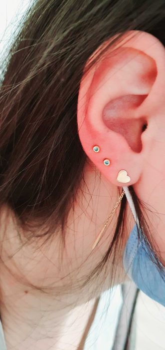 Montare cercei si tratamente injectabile la domiciliu