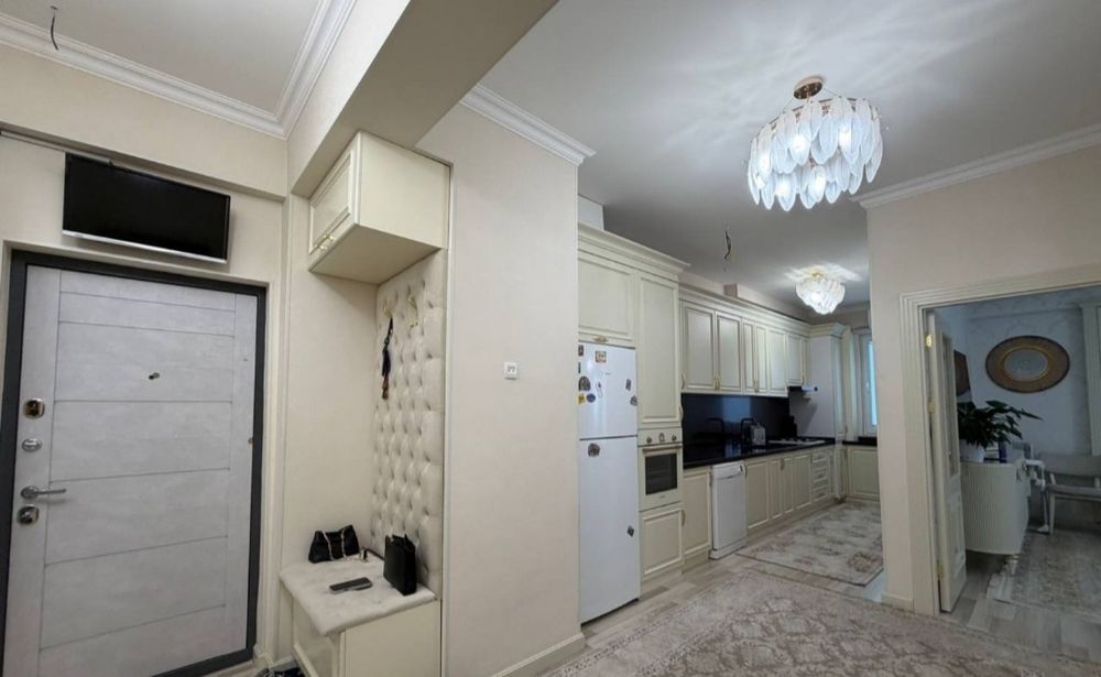 Продажа  квартиры  3/7/14 Якасарайский  район   ЖК Zarafshon sity