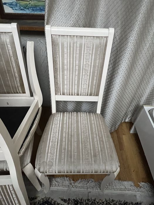 Продам мягкие стулья