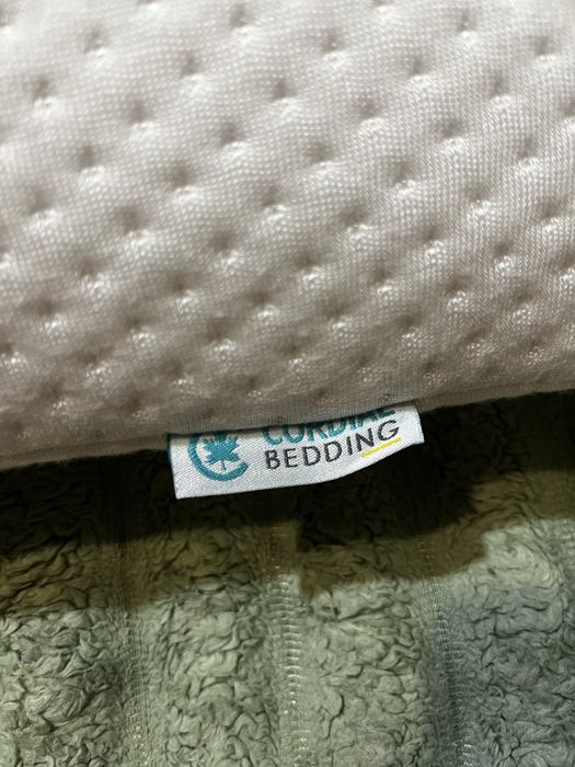 Продам ортопедическую подушку 60x40