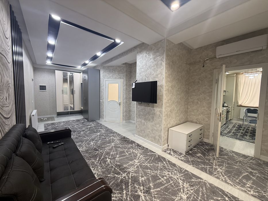 Сдается в аренду 3х квартира на 2 этаже Новостройка Вокзал Караван