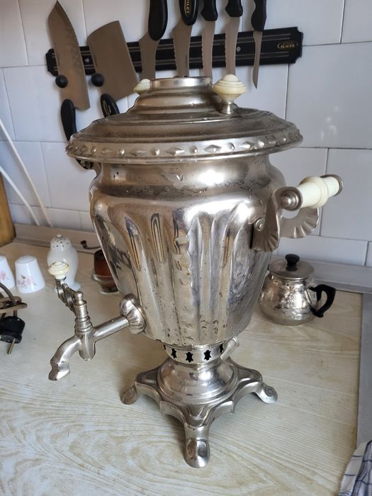 Продам 2 самовара электрических