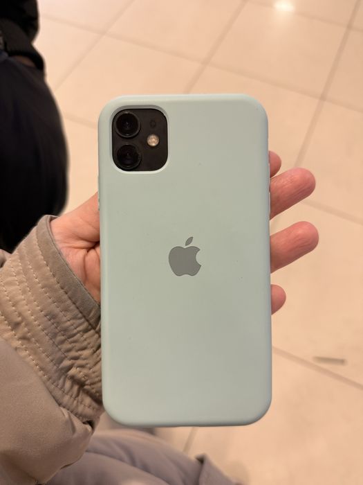Продам айфон 11, 128 гб
