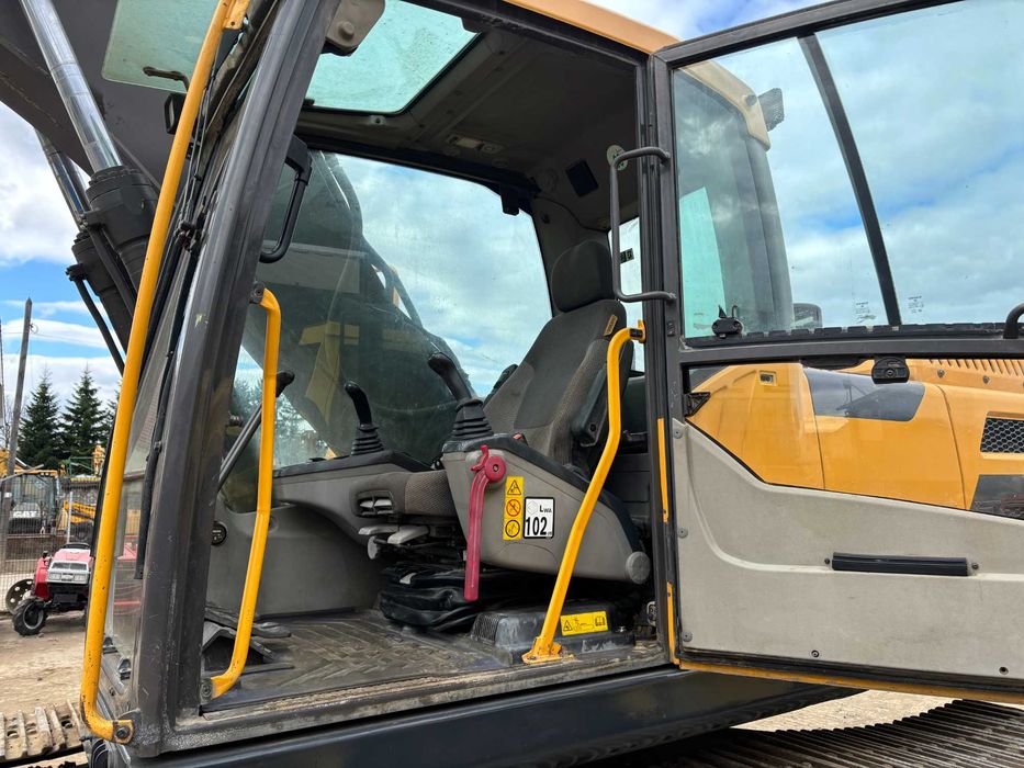 Excavator pe senile Volvo EC 220DL, 24 tone, 2013