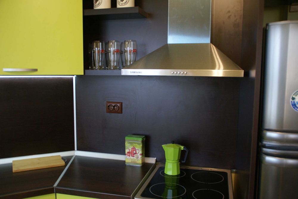 Дава се под наем Двустаен апартамент в Варна, Център - 60 кв.м за 498.27 € - Снимка #3