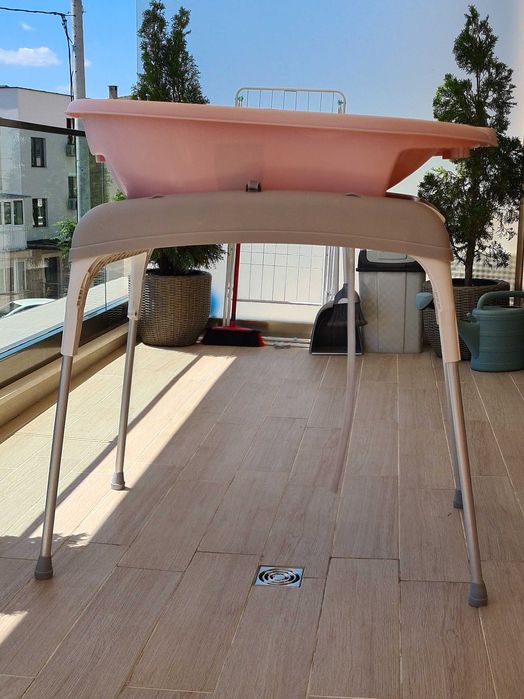 OK BABY Анатомична вана ОНДА ЕВОЛЮШЪН OKBOV +  стойка за вана OK BABY