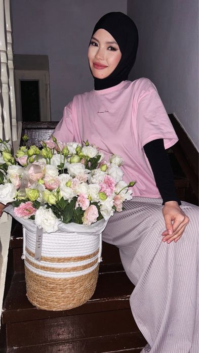 Букет цветы класные свежые карзинывыи букет