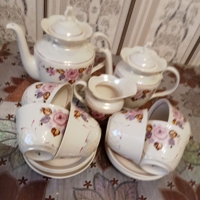 Продам сервиз новый