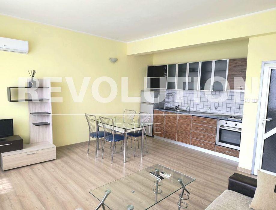 Дава се под наем Двустаен апартамент в Варна, Изгрев - 58 кв.м за 395 € - Снимка #2