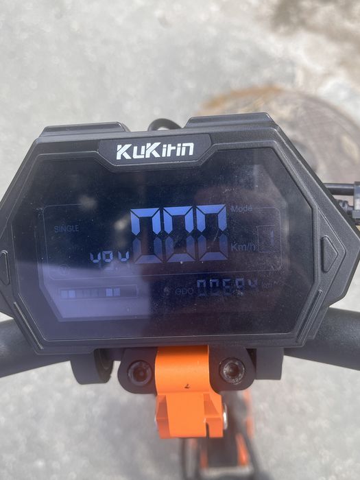 Продавам Kukirin G2 max