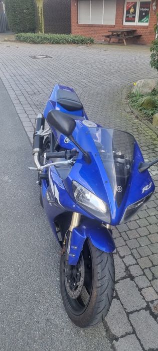 Yamaha r1 1000cm3