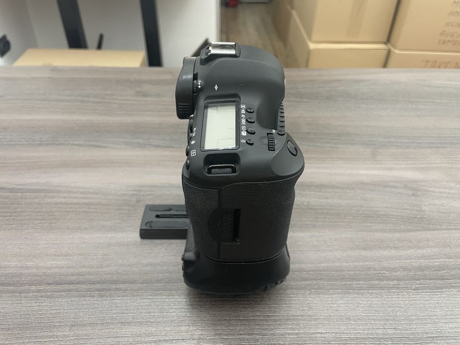 Canon 5D Mark III FULL FRAME – stare foarte bună + cutie