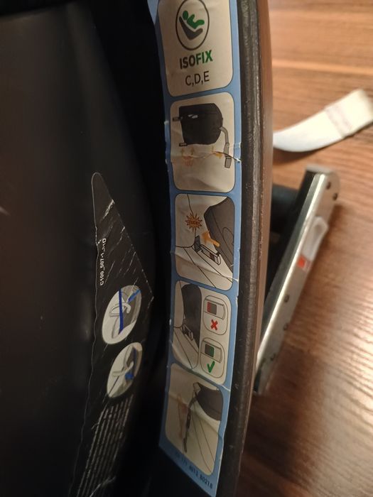 Столче за кола Cybex Aton + Aton Base-fix SL