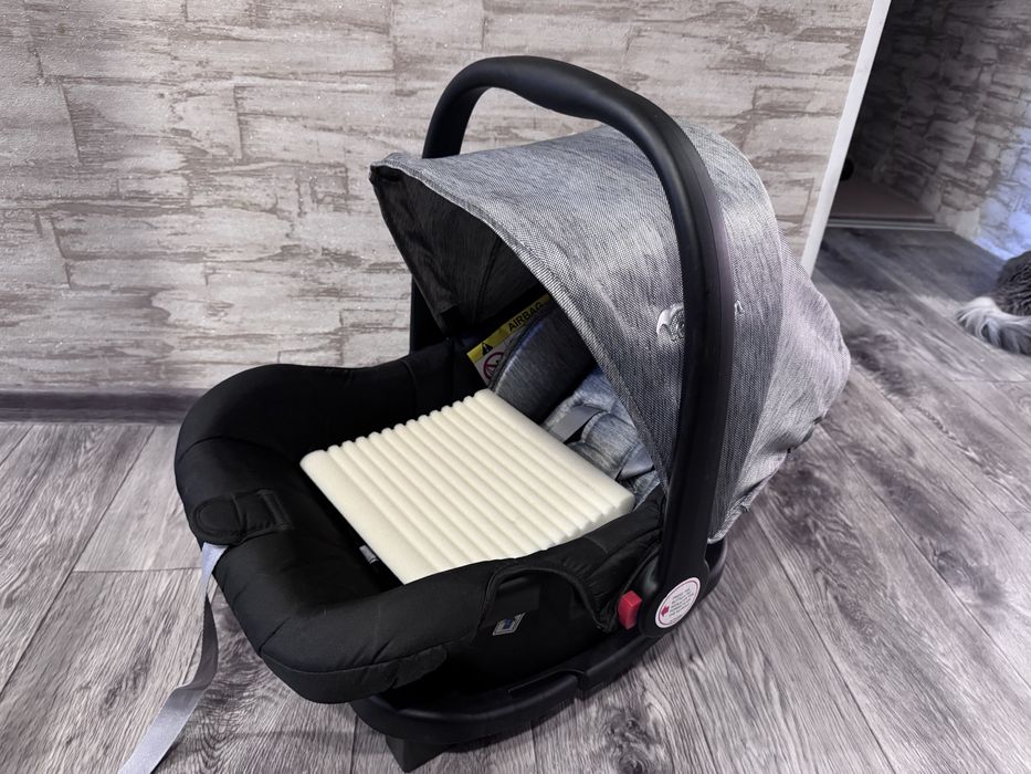 Продам детскую автолюльку