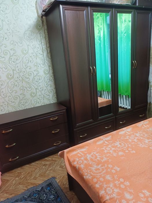 Спальный гарнитур
