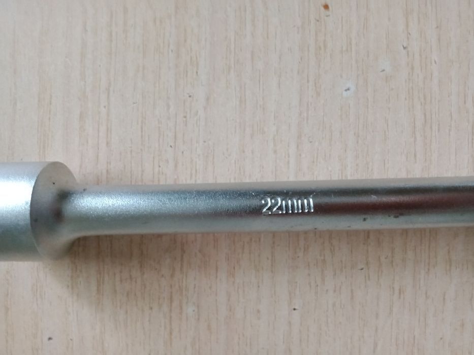 Продам болонник 10000 тг