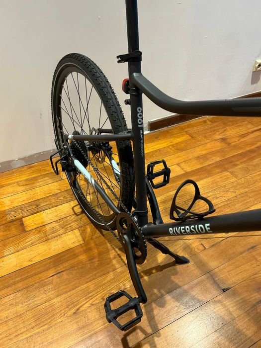 Bicicleta polivalenta Riverside 900