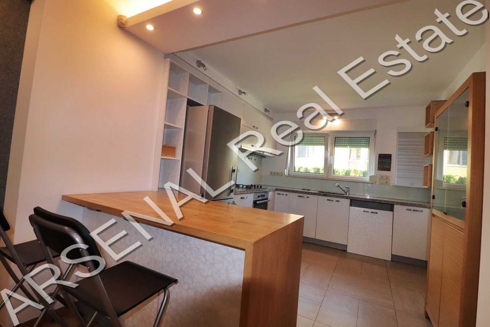 Дава се под наем Къща в София, Манастирски ливади - 264 кв.м за 1595.79 € - Снимка #1