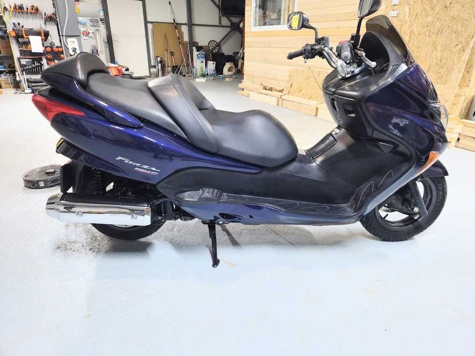 Honda Forza 250 inmatriculat