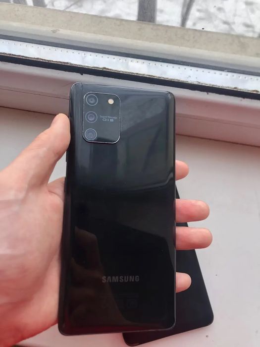 Samsung S10 Lite 128Gb в хорошем состоянии