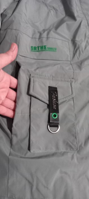 Женская куртка продам