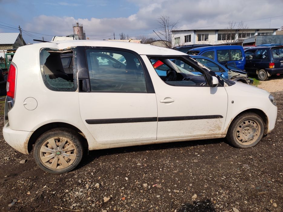 Skoda Roomster 2008г. 1.2 на части