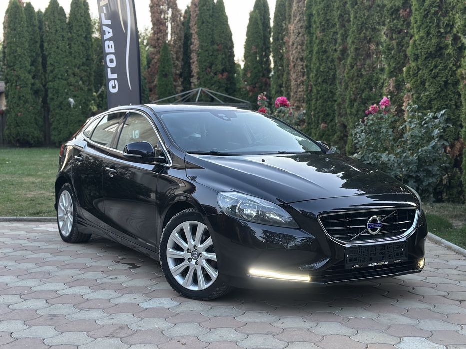 Volvo V40 * Summum * 1.6 D * 2013