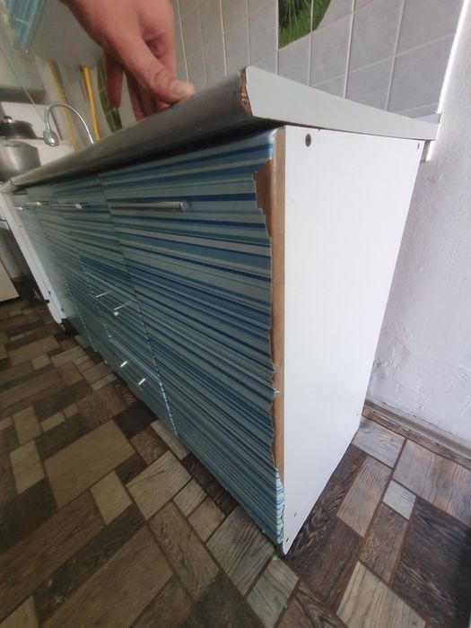Кухонная мебель продам