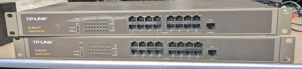 TL-SL1117 16-Port 10/100Mbps + 1-Port Gigabit Switch