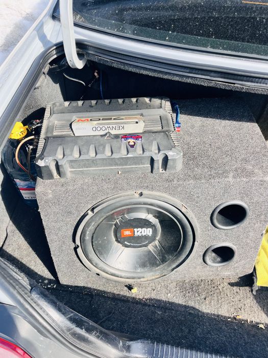 Продам уселитель с саббуфером