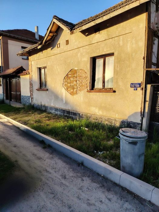 Продава се Къща в Угърчин - 85 кв.м за 295 €/кв.м - Снимка #1