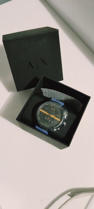 Orginal Armani Exchange erkaklar soati.