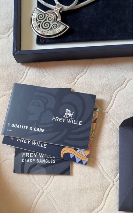 НОВЫЙ Комплект Frey Wille