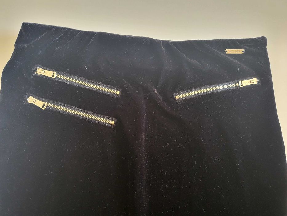 Черна пола Guess