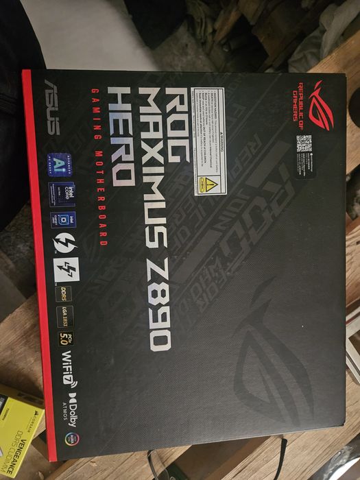 Asus rog maximus z890 hero