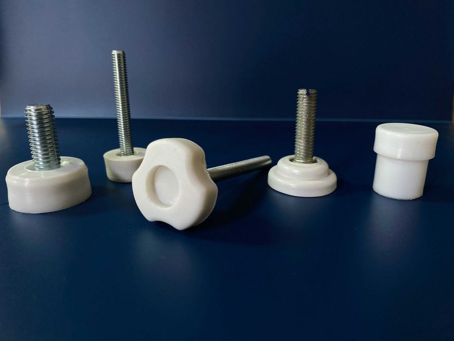 Пластмасови изделия за мебели